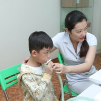 Đo NO cho trẻ em tại phòng khám Phổi Việt